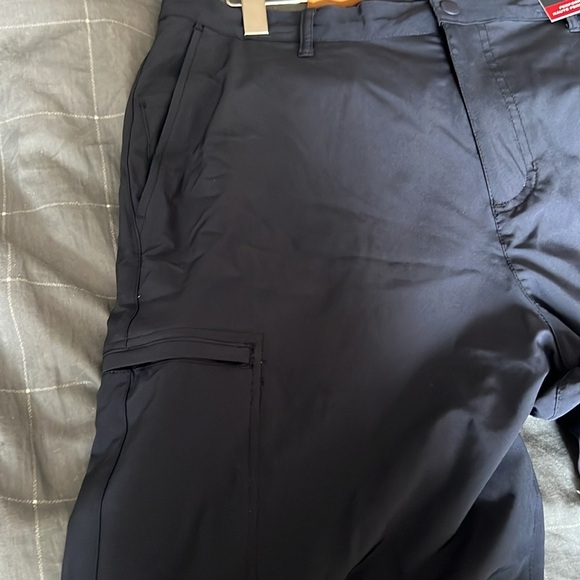 Chaps Men's Navy Blue Casual Shorts - Picture 4 of 6